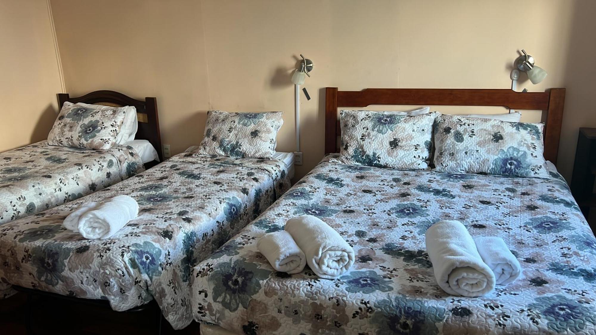 Hostal Victoria Πούντα Αρένας Εξωτερικό φωτογραφία