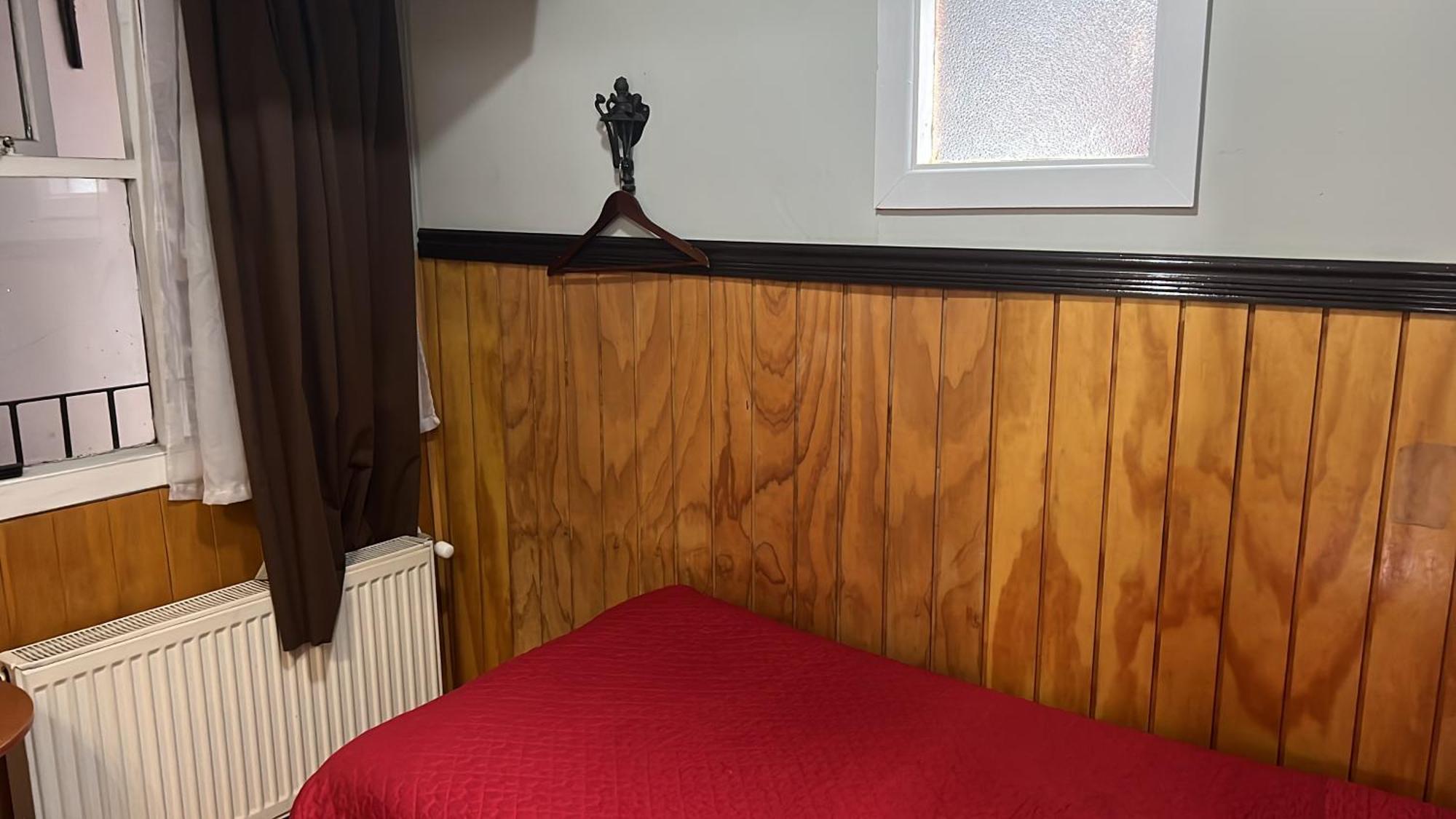 Hostal Victoria Πούντα Αρένας Εξωτερικό φωτογραφία