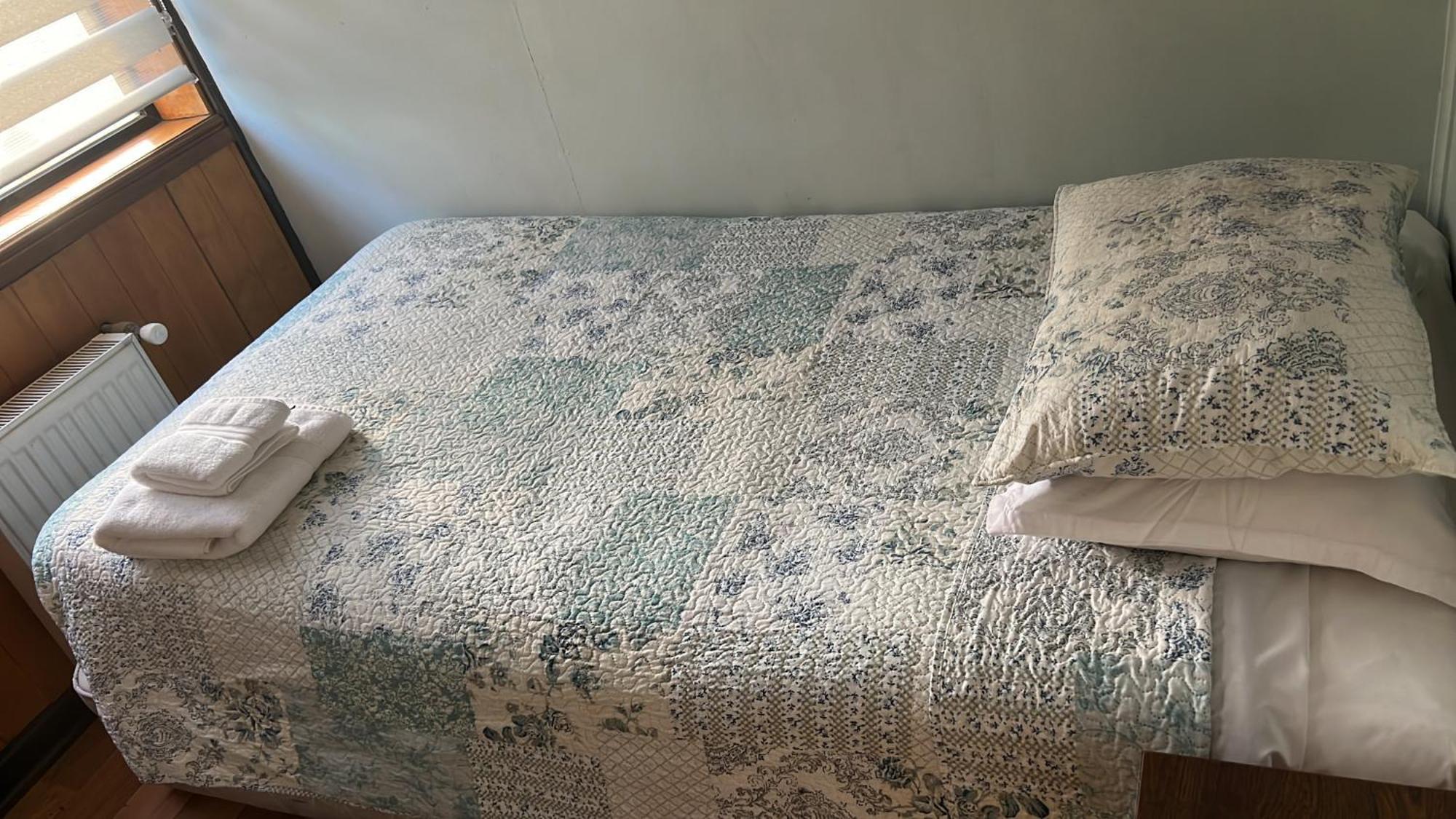Hostal Victoria Πούντα Αρένας Εξωτερικό φωτογραφία