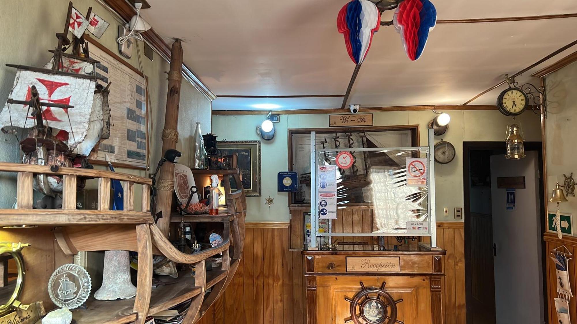 Hostal Victoria Πούντα Αρένας Εξωτερικό φωτογραφία