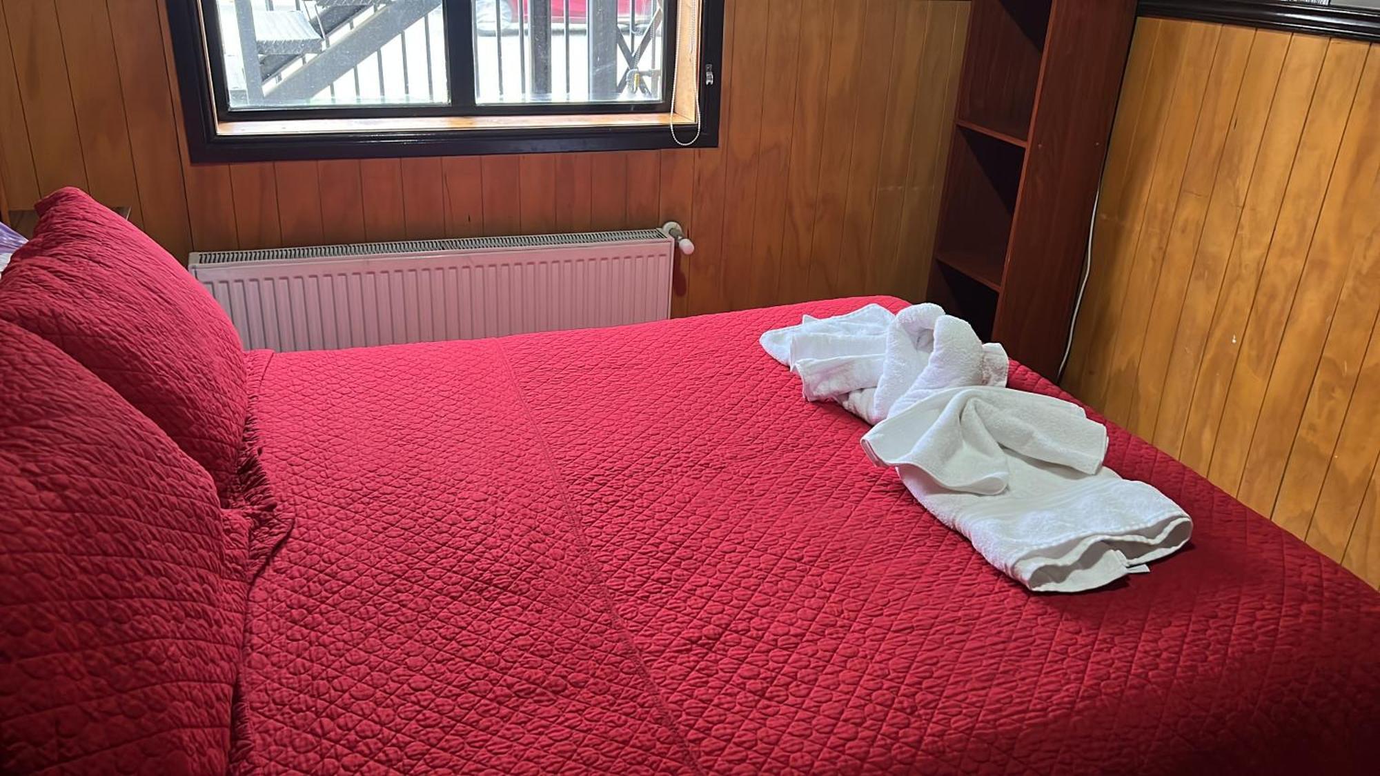 Hostal Victoria Πούντα Αρένας Εξωτερικό φωτογραφία